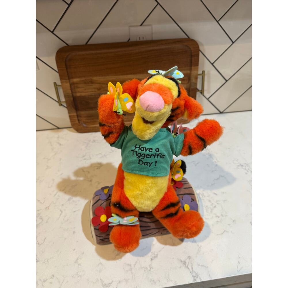 Vintage Disney "Have a Tiggerific Day!" Tigger plush 1999 collectible decor
